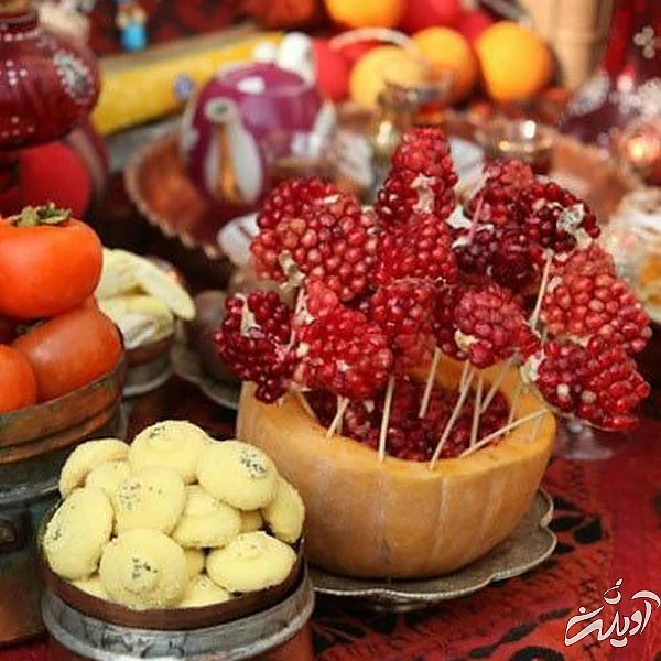 تزیین میز شب یلدا تزیین میز شب یلدا ساده و شیک جدیدترین تزیینات شب یلدا تزیین سفره یلدا با برگ پاییزی تزیین شب یلدا سنتی تزیین شب یلدا برای عروس تزیین سفره شب یلدا لاکچری عروس سفره شب یلدا امسال تزیین سفره شب یلدا روی زمین jcddk ldc af dgnh